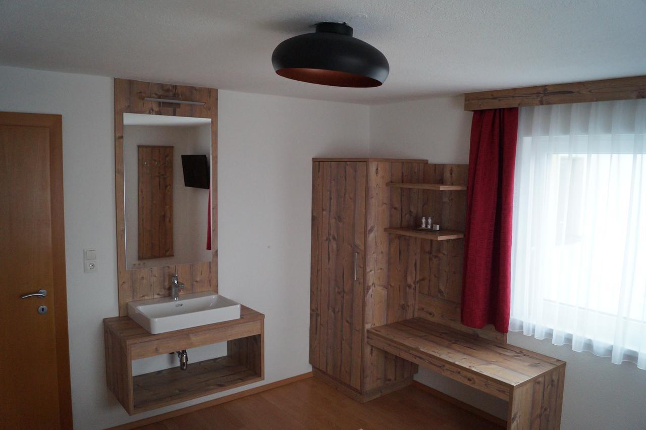 Flierelerhof Apartman Arzl im Pitztal Kültér fotó